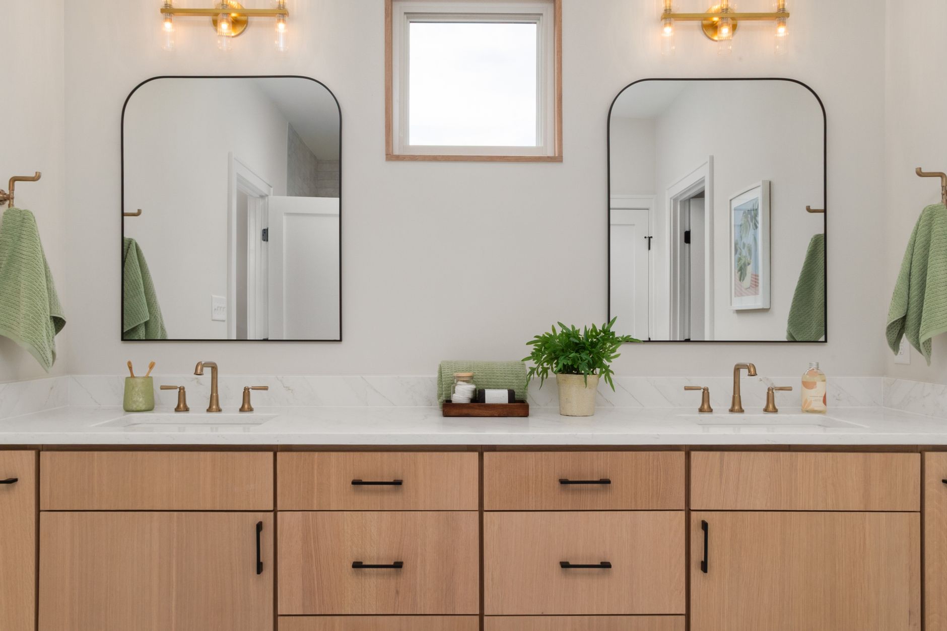 Rénovation salle de bain équipe à Saint-Louis